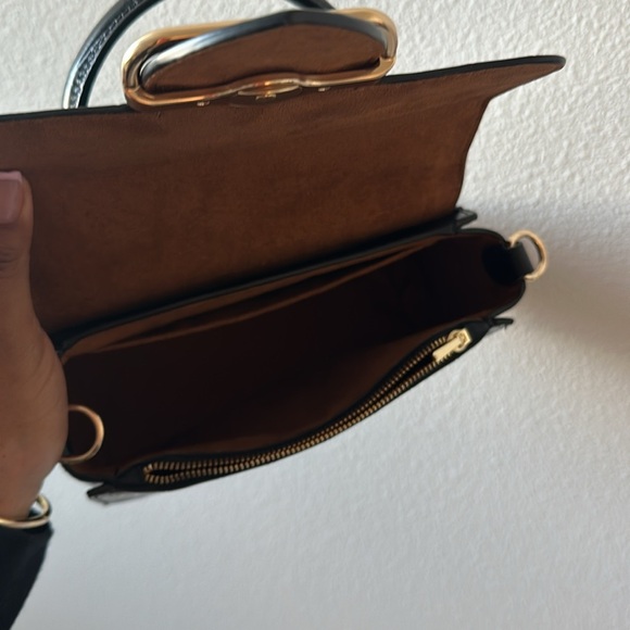 Brown coach purse - Picture 3 of 3